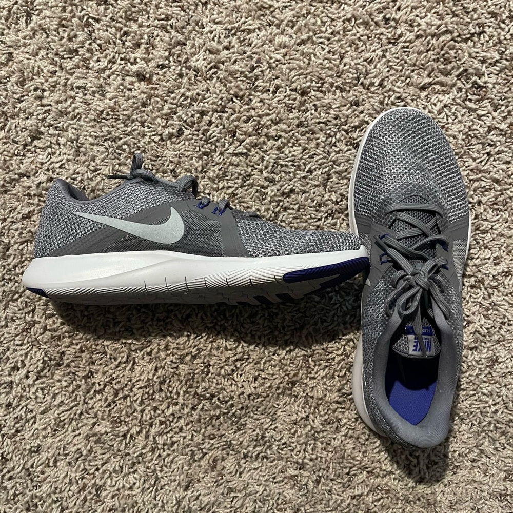 Womens Nike Flex size 10